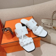 Hermes Slippers